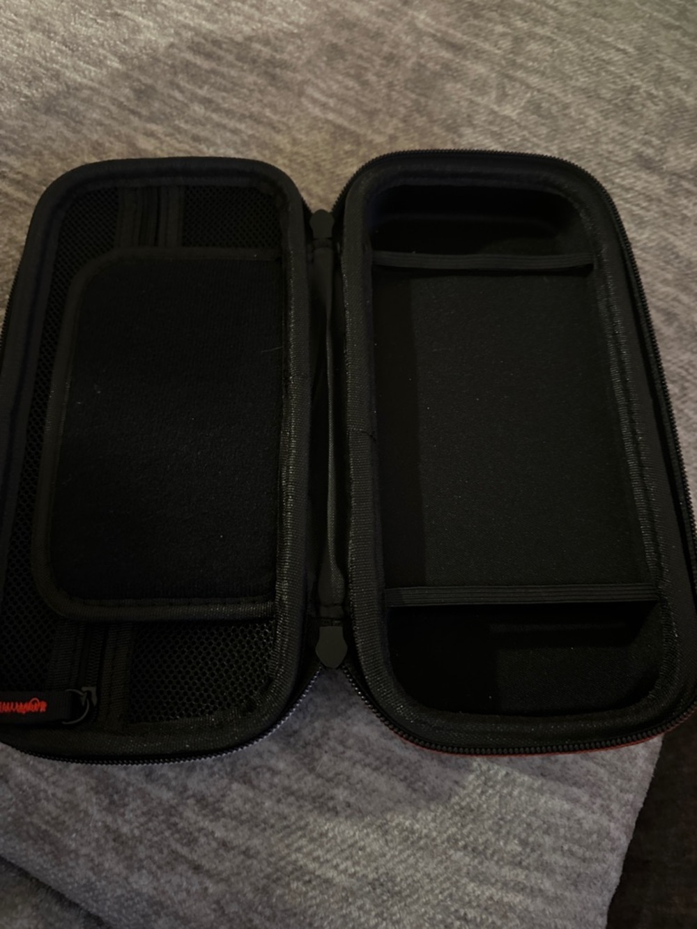 Hard Shell Electronics Travel Case - Black